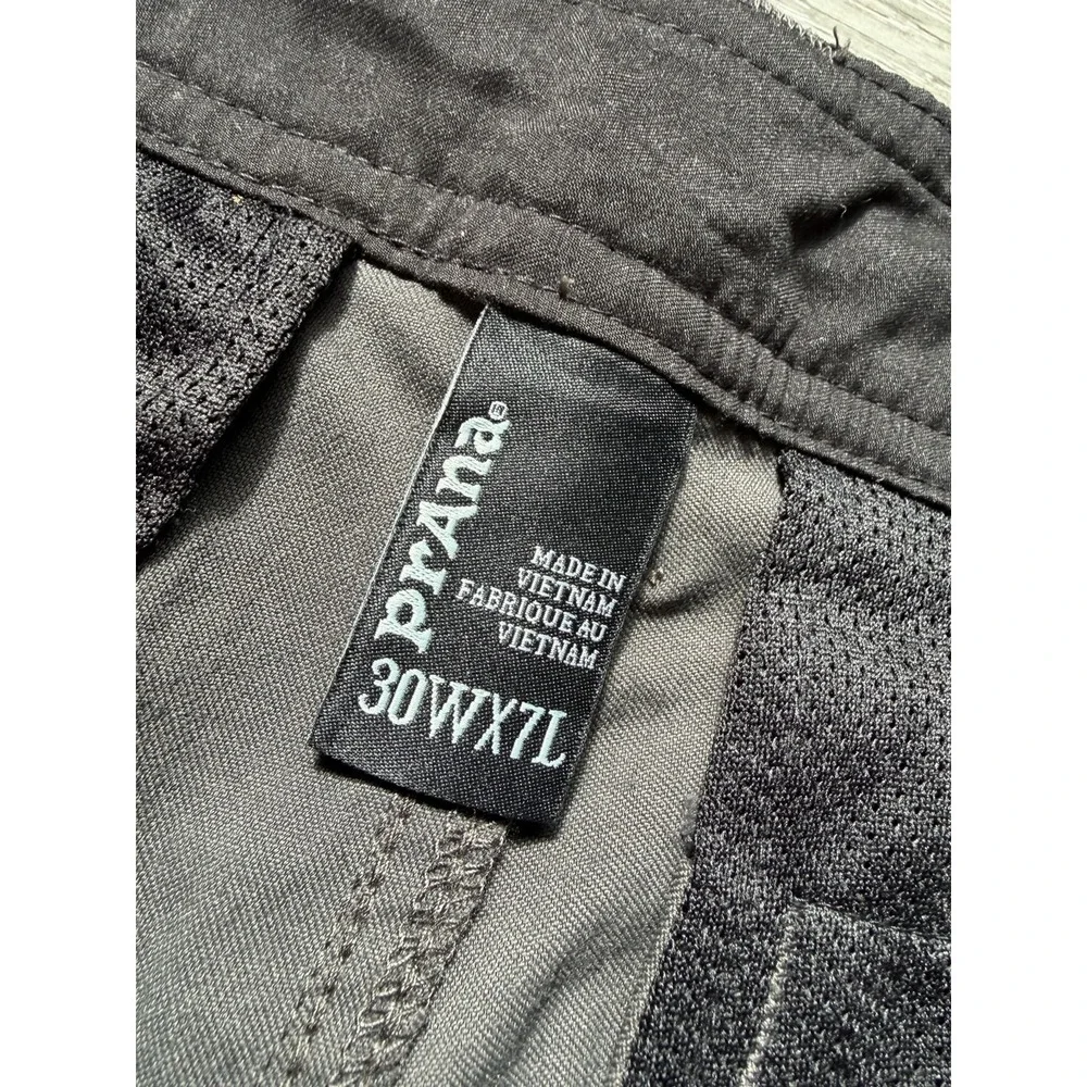 prAna Shorts Mens 30W Gray Stretch Hiking Outdoor Casual Lightweight - Picture 4 of 6